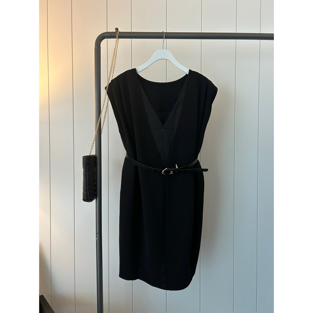 Elegant Black Dress